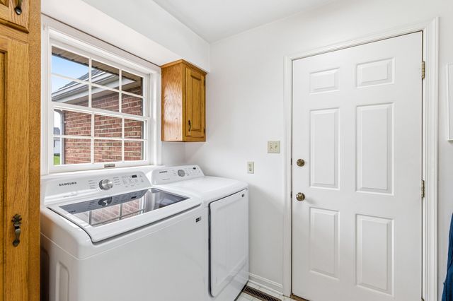 415 KERN ST, Woodstock, VA 22664
