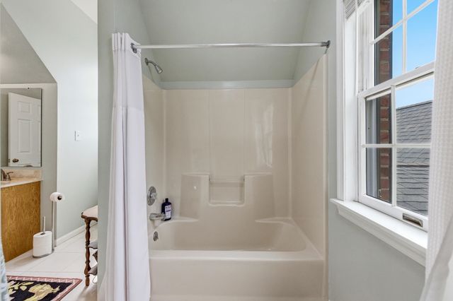 415 KERN ST, Woodstock, VA 22664
