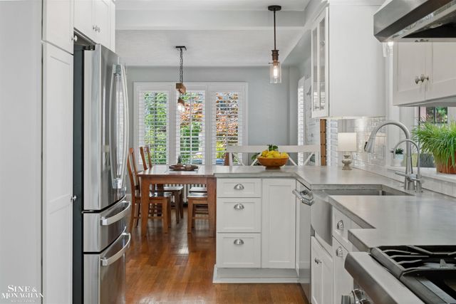 234 Mckinley Avenue, Grosse Pointe Farms, MI 48236