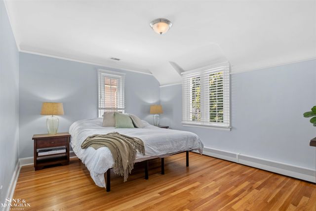 234 Mckinley Avenue, Grosse Pointe Farms, MI 48236