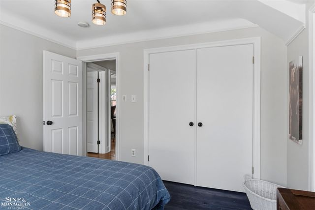 234 Mckinley Avenue, Grosse Pointe Farms, MI 48236