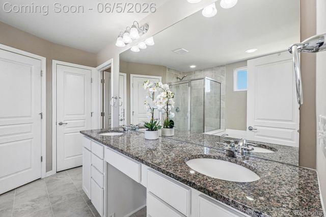 58261 Missaukee Lane, Lyon Charter Township, MI 48165