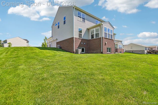 58261 Missaukee Lane, Lyon Charter Township, MI 48165