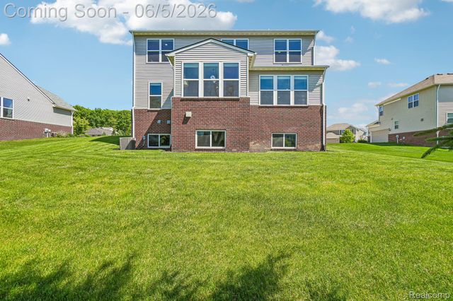 58261 Missaukee Lane, Lyon Charter Township, MI 48165