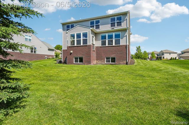 58261 Missaukee Lane, Lyon Charter Township, MI 48165