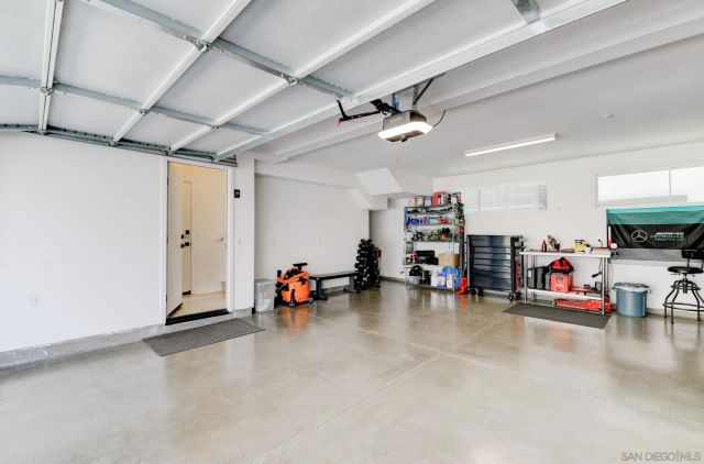 10466 Newbliss Way, San Diego, CA 92126