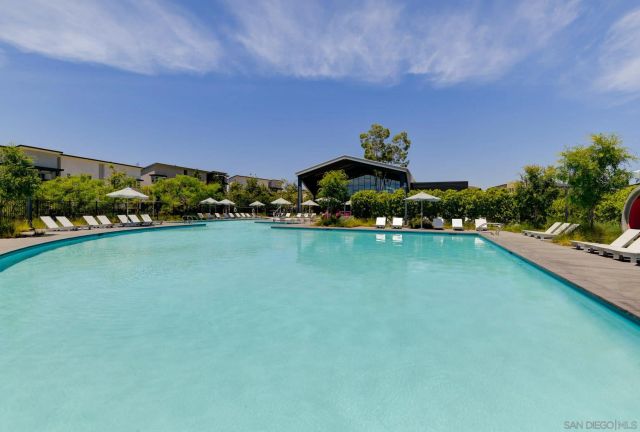 10466 Newbliss Way, San Diego, CA 92126