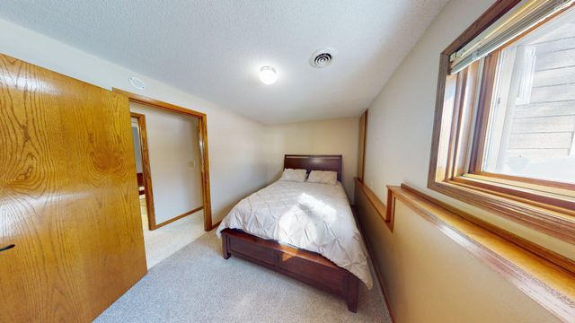 7175 Highway 71 NE, Willmar, MN 56201