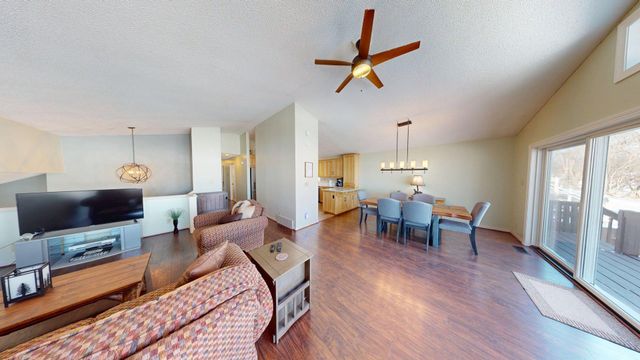 7175 Highway 71 NE, Willmar, MN 56201