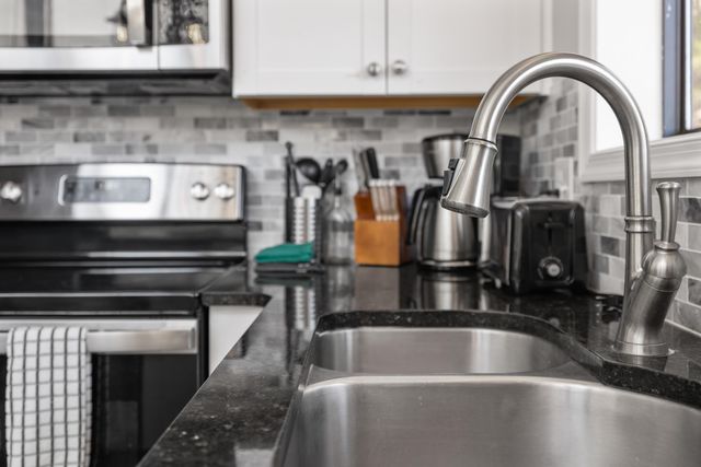 673 KILLMON RD, Basye, VA 22810