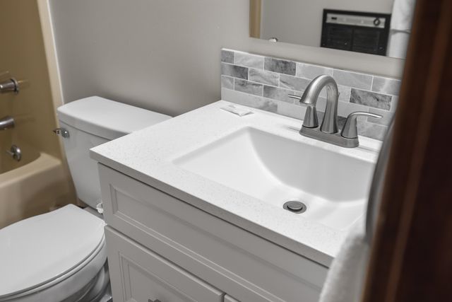 673 KILLMON RD, Basye, VA 22810