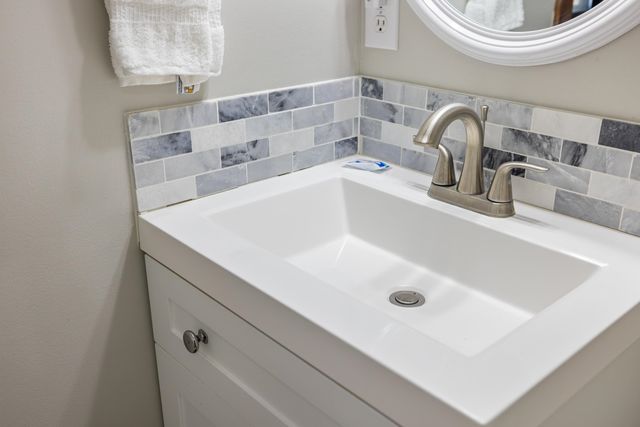 673 KILLMON RD, Basye, VA 22810