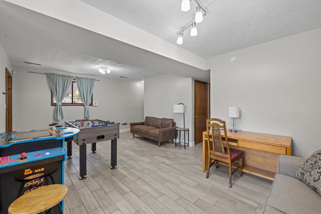 673 KILLMON RD, Basye, VA 22810