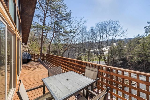 673 KILLMON RD, Basye, VA 22810