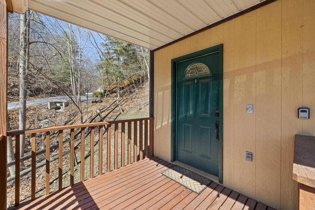 673 KILLMON RD, Basye, VA 22810