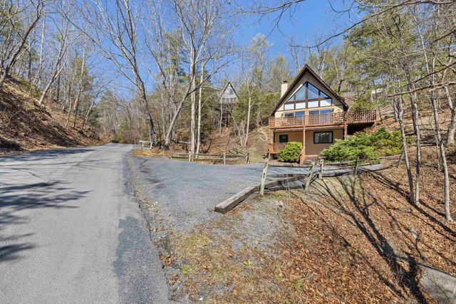 673 KILLMON RD, Basye, VA 22810