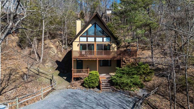 673 KILLMON RD, Basye, VA 22810