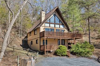673 KILLMON RD, Basye, VA 22810