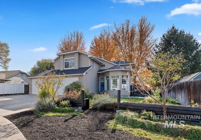 8475 W Beachside Ct, Boise, ID 83714 property photo