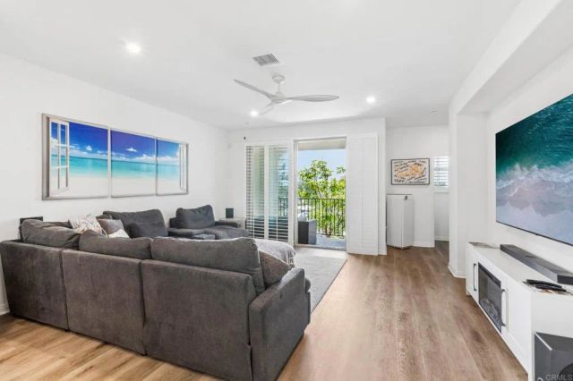 1533 Fig Tree Way, Oceanside, CA 92056