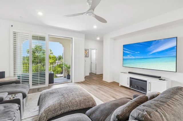 1533 Fig Tree Way, Oceanside, CA 92056