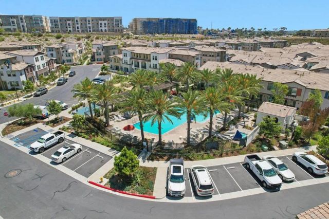 1533 Fig Tree Way, Oceanside, CA 92056