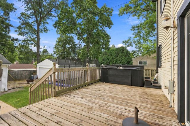 4405 Harding ROAD, Kenosha, WI 53142