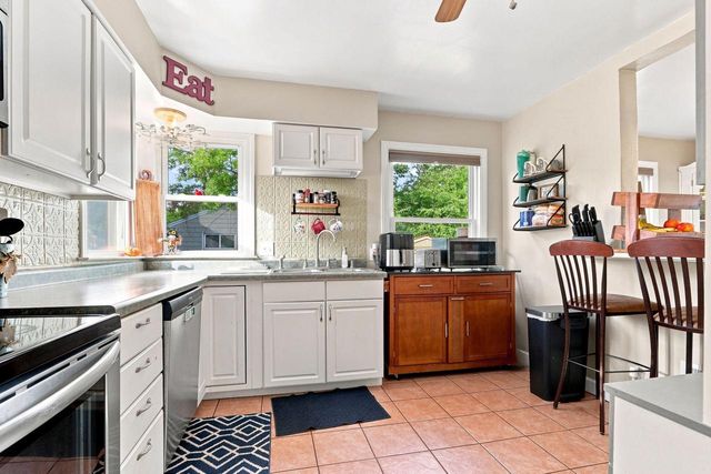 4405 Harding ROAD, Kenosha, WI 53142