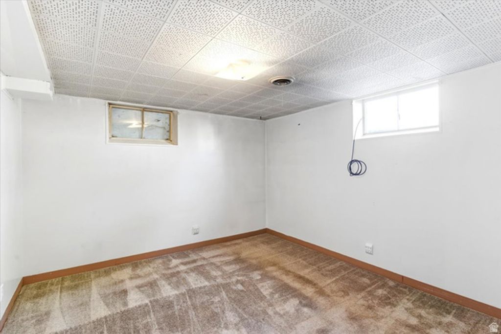 Image 21 of property listing at 380 E 300 N, Clearfield, UT 84015