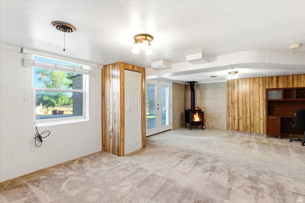 Image 23 of property listing at 380 E 300 N, Clearfield, UT 84015