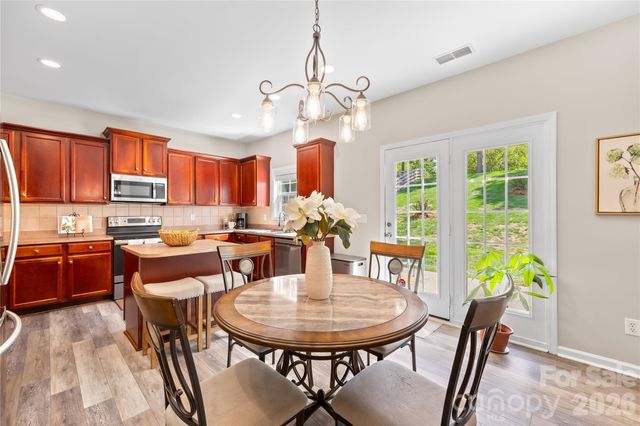 113 Steeplechase Avenue, Mooresville, NC 28117