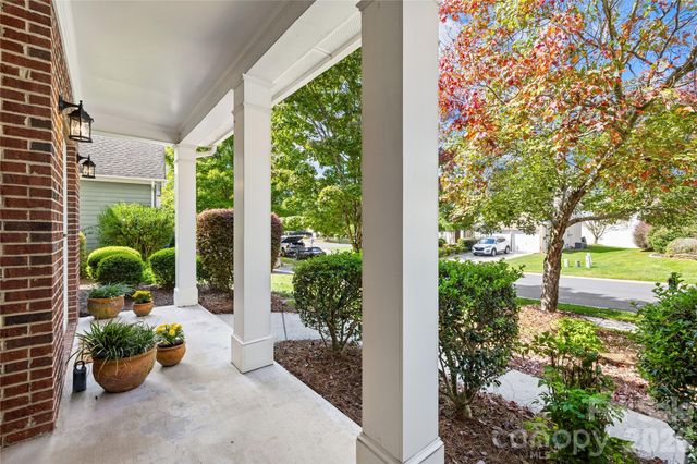 113 Steeplechase Avenue, Mooresville, NC 28117