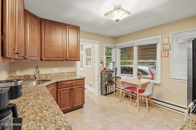 318 E Rouse Street, Lansing, MI 48910