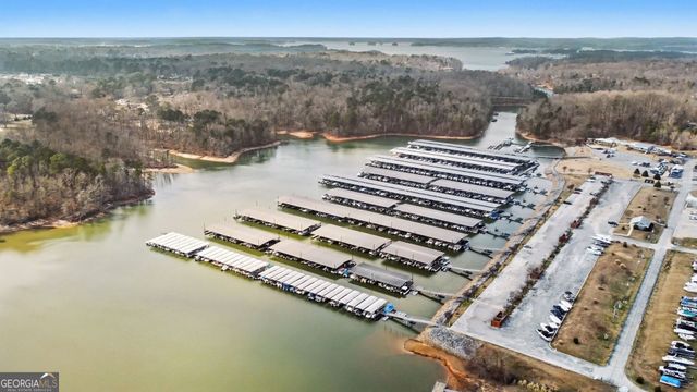 6632 Splashwater Drive, Flowery Branch, GA 30542