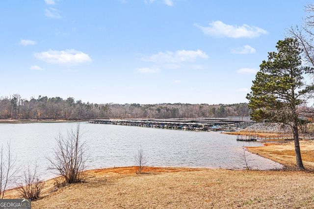 6632 Splashwater Drive, Flowery Branch, GA 30542