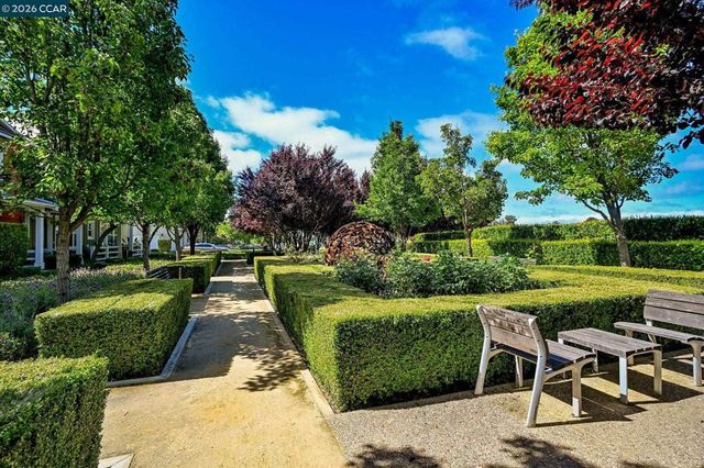 400 Persimmon Common 4, Livermore, CA 94551