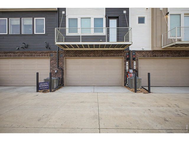 701 Saddle Dr, Erie, CO 80516