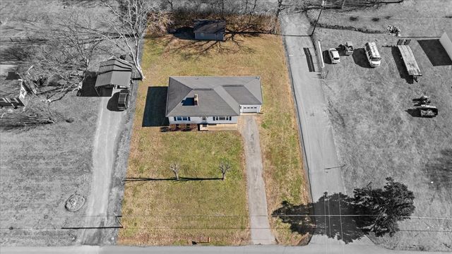 1087 Woods Ferry Rd, Gallatin, TN 37066