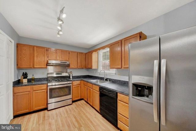 8027 SHORE RD, Dundalk, MD 21222