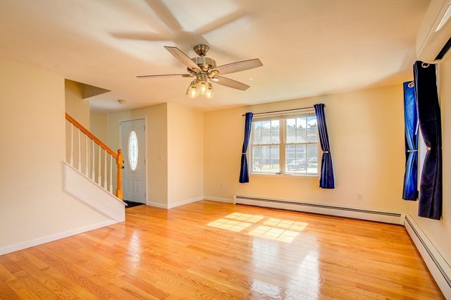 17 Lynne Rd, Wareham, MA 02571