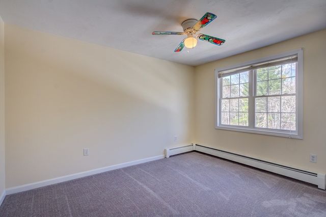 17 Lynne Rd, Wareham, MA 02571