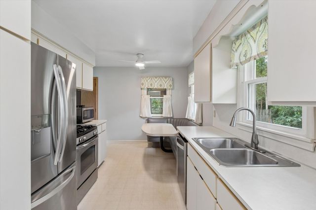 9908 Humboldt Avenue S, Bloomington, MN 55431
