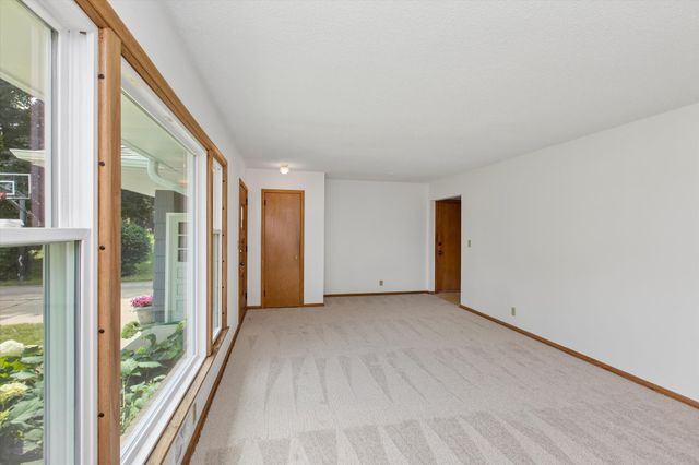 9908 Humboldt Avenue S, Bloomington, MN 55431