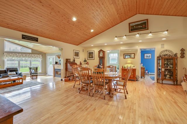 348 Maple Ridge, Coventry, VT 05825
