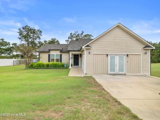 106 Emmitt And Angie'S Drive, La Grange, NC 28551