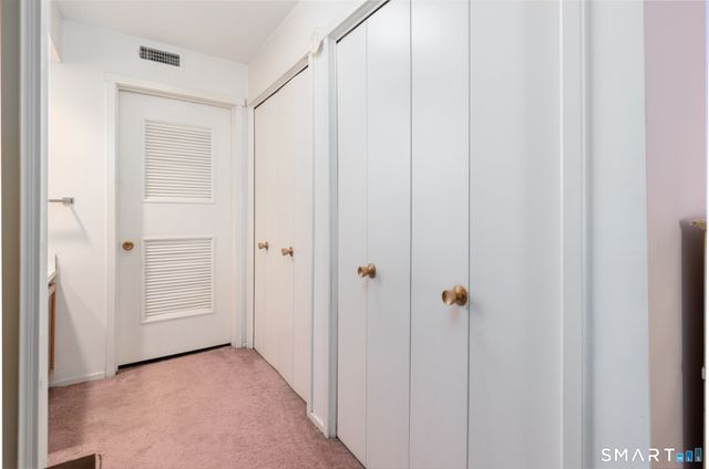 7 Maple Lane 7, Avon, CT 06001