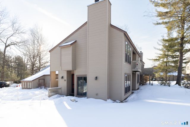 7 Maple Lane 7, Avon, CT 06001