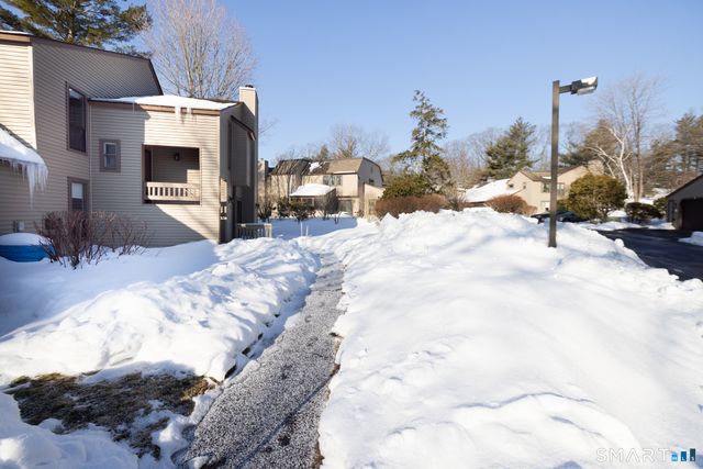 7 Maple Lane 7, Avon, CT 06001