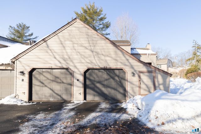 7 Maple Lane 7, Avon, CT 06001