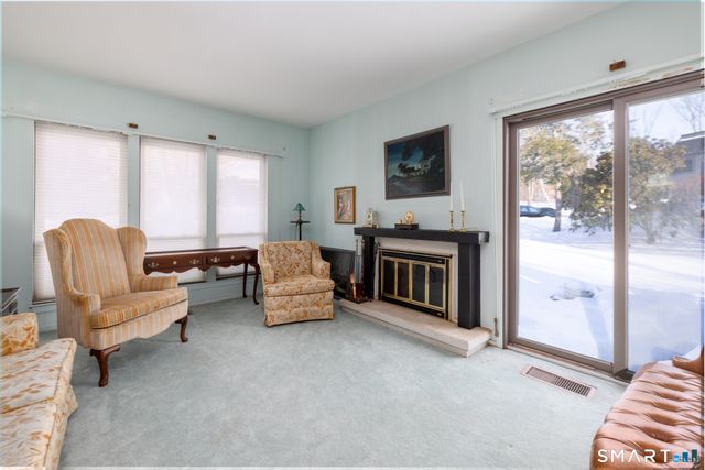 7 Maple Lane 7, Avon, CT 06001